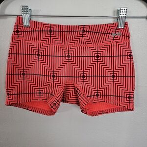 Geometric Patterned Shorts‎